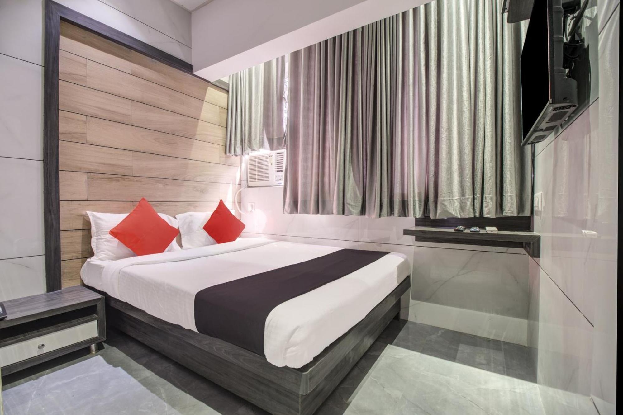 Hotel Spring Residency 뭄바이 외부 사진