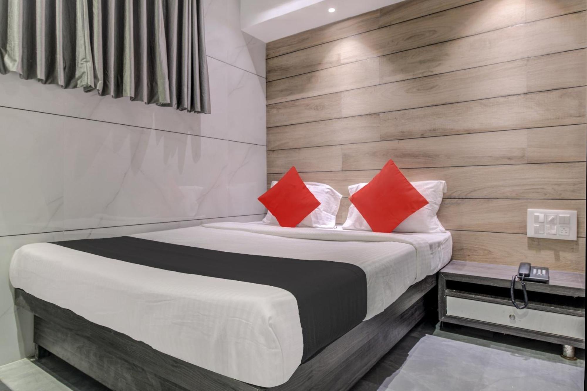 Hotel Spring Residency 뭄바이 외부 사진
