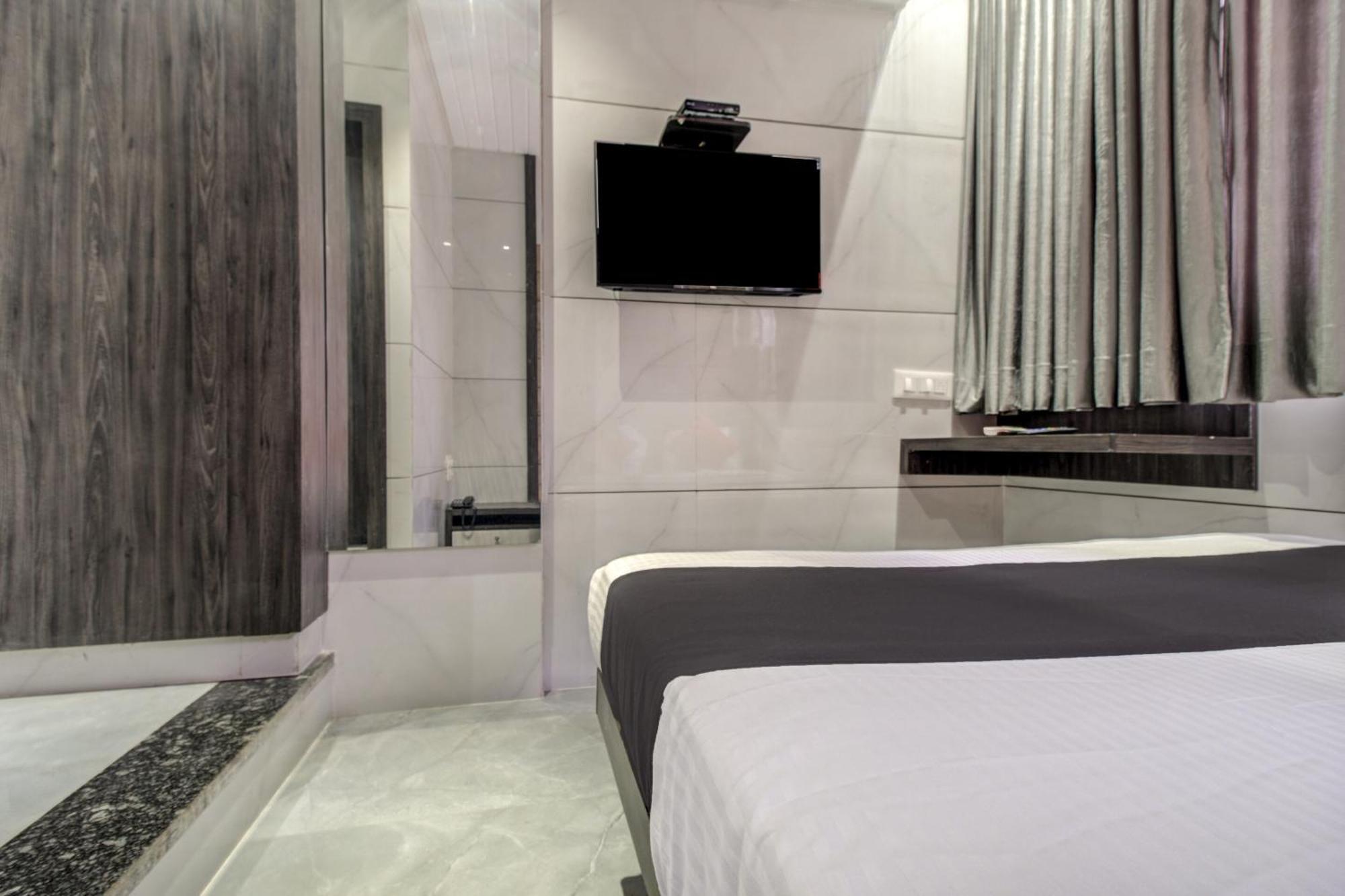 Hotel Spring Residency 뭄바이 외부 사진